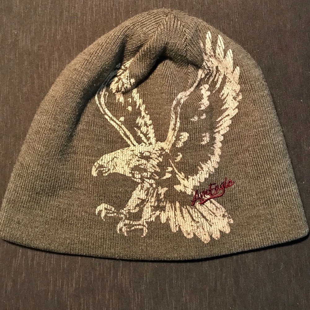 🦅American Eagle Outfitters Reversible Beanie🦅